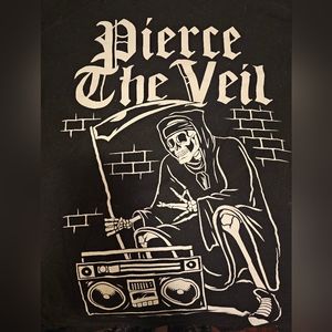 Pierce the Veil Band Tshirt - Medium